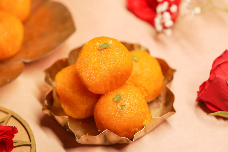 Gopal's Dalda Moti Choor Laddoo